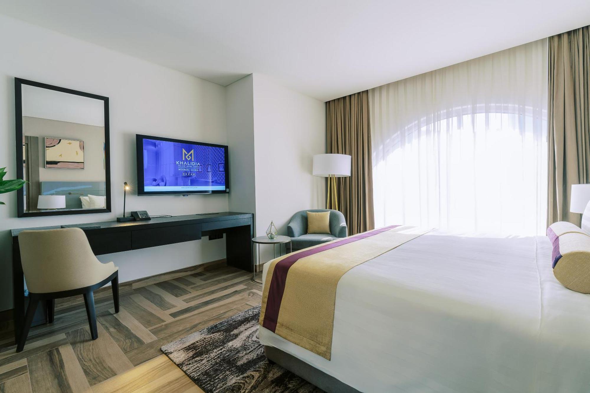 Family Suite Kitchenette